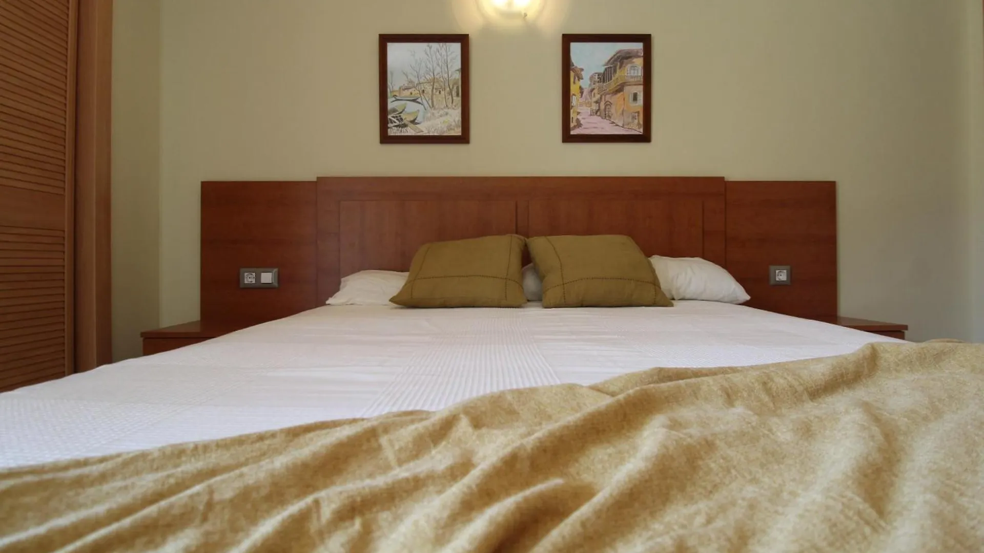 Alea Rentals - Maldivas La Pineda 0*,  Espagne